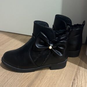 Black Ankle Boots with Bow Accent